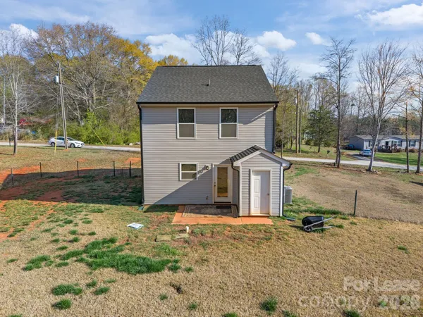$2,100 | 409 Kickapoo Avenue, Gastonia, NC 28056