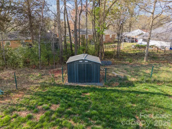 $2,100 | 409 Kickapoo Avenue, Gastonia, NC 28056