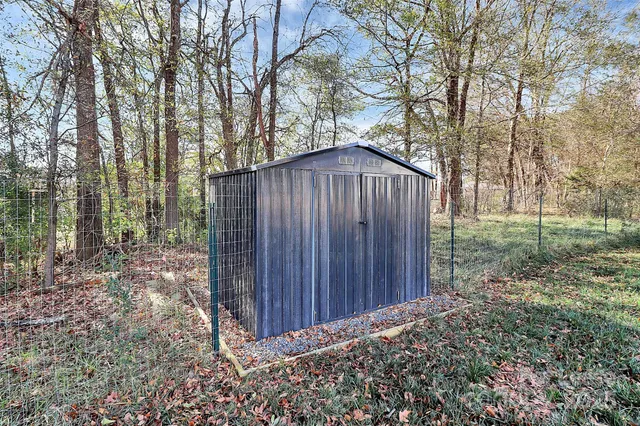 $2,200 | 409 Kickapoo Avenue, Gastonia, NC 28056