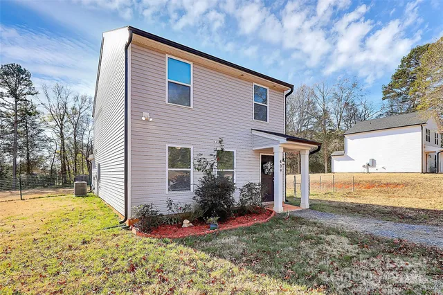 $2,200 | 409 Kickapoo Avenue, Gastonia, NC 28056