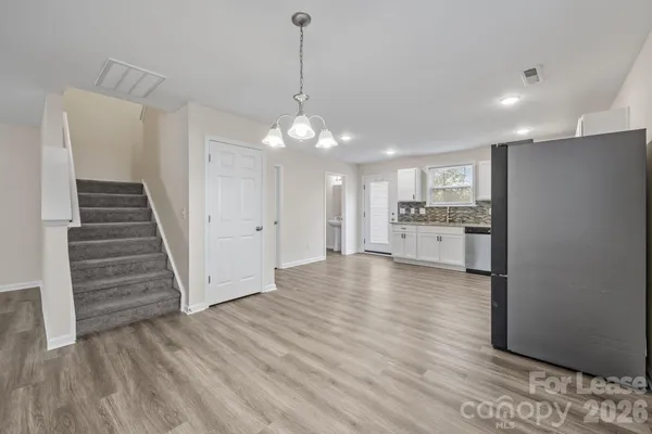 $2,100 | 409 Kickapoo Avenue, Gastonia, NC 28056