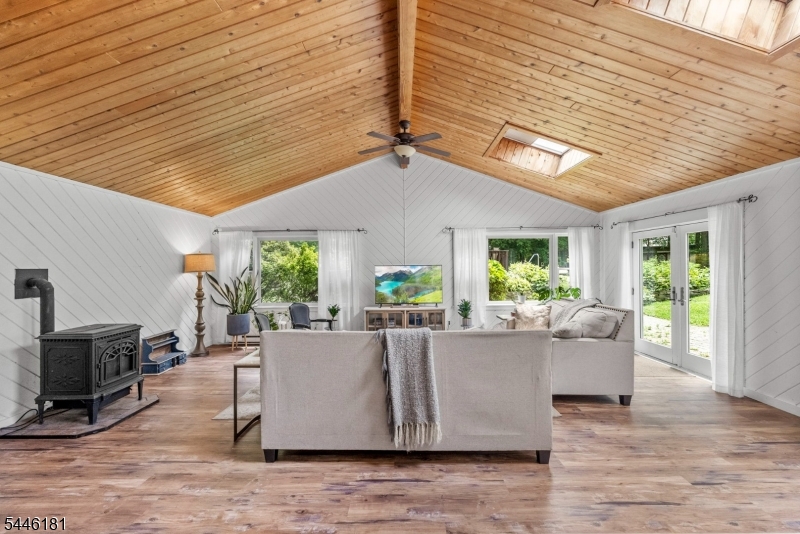 59 Possaghi Road Newton, NJ 07860 - Photo 15 of 46