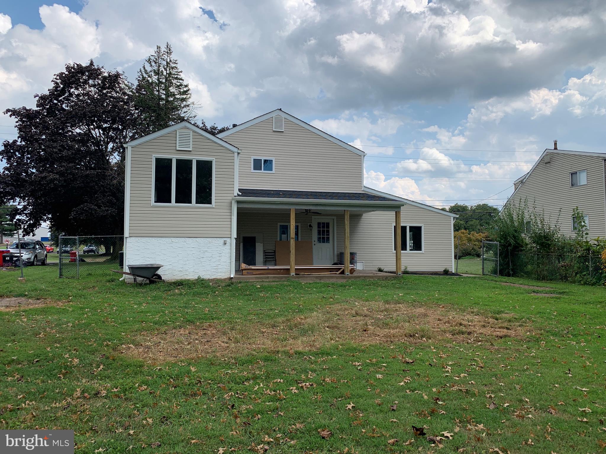1018 Mearns Road Warminster, PA 18974 - Photo 4 of 45 Gallery Image 4