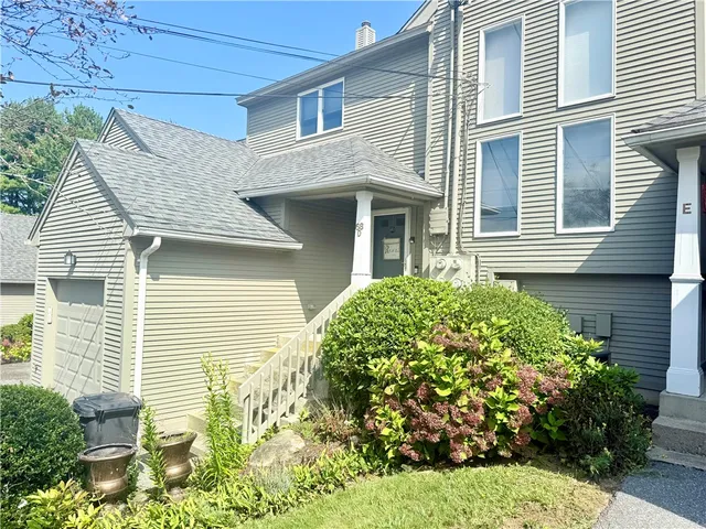 $389,000 | 68 Hilltop Drive, Unit D, North Providence, RI 02904