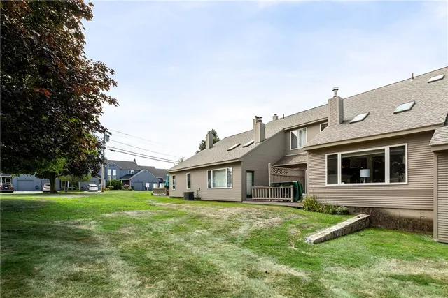 $389,000 | 68 Hilltop Drive, Unit D, North Providence, RI 02904