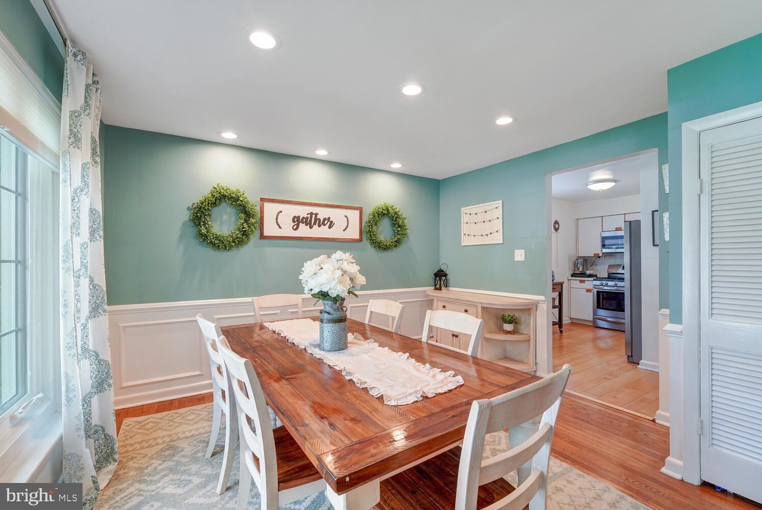 111 Holly Road Broomall, PA 19008 - Photo 9 of 37 Dining Room