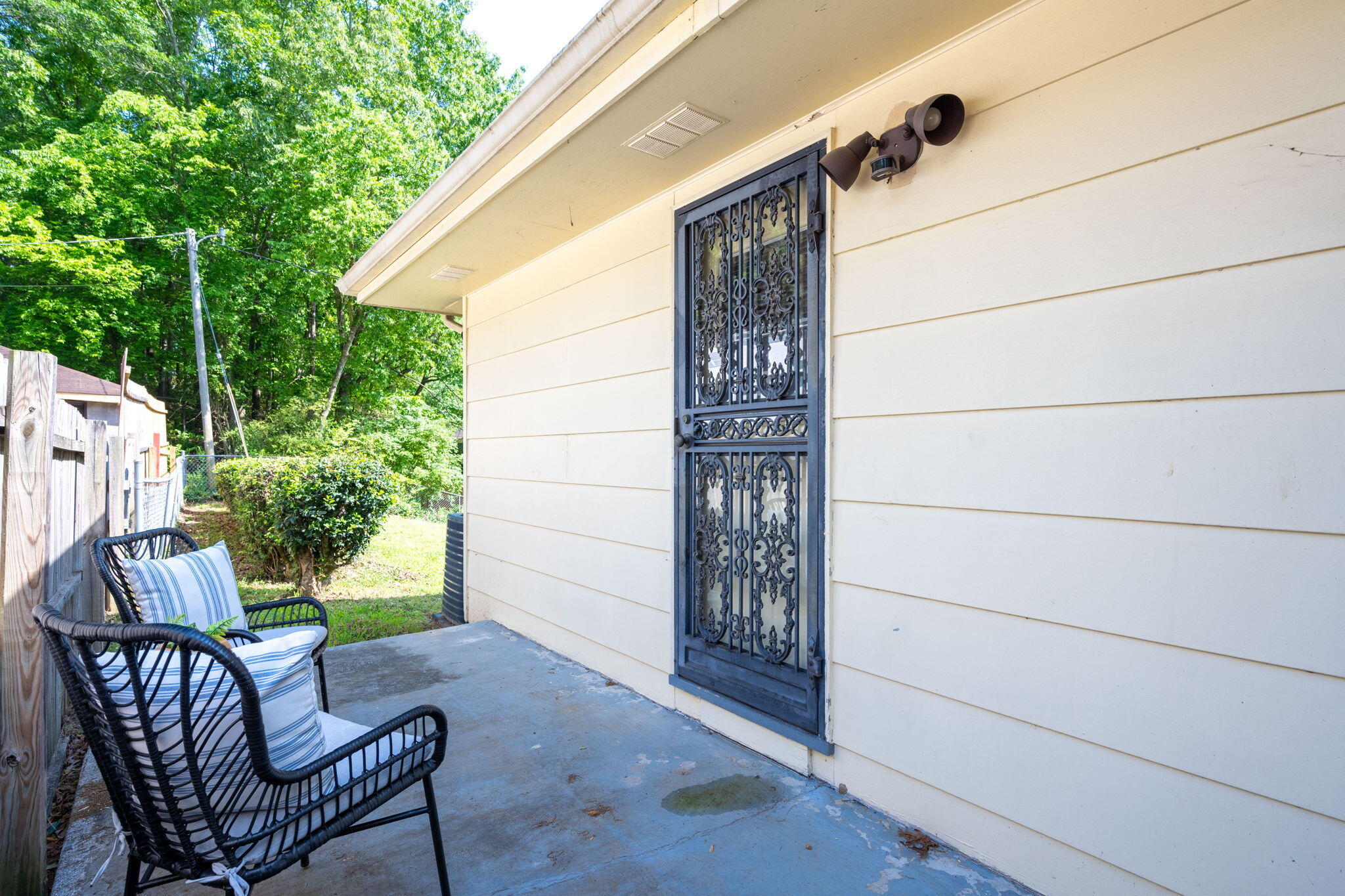 502 Gillespie Road Chattanooga, TN 37411 - Photo 26 of 30 26-web-or-mls-DSC_9371