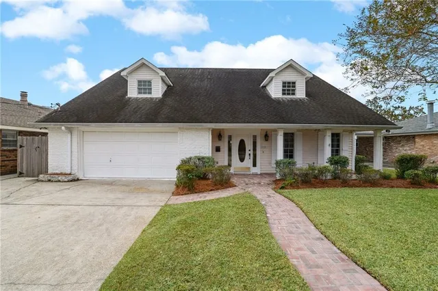 $499,000 | 10128 Stacy Court, River Ridge, LA 70123