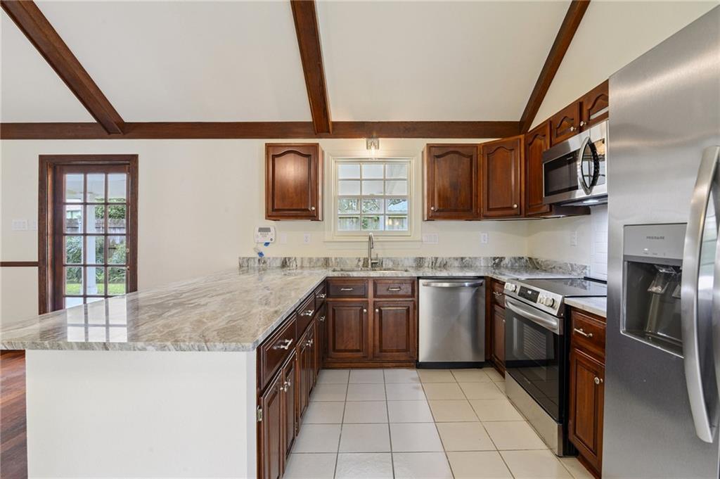 10128 Stacy Court River Ridge, LA 70123 - Photo 12 of 32