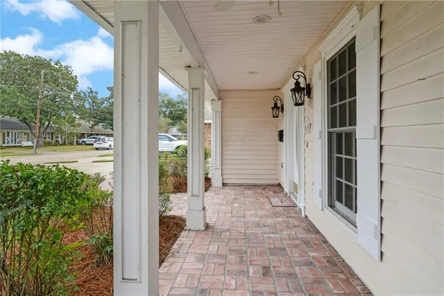 $499,000 | 10128 Stacy Court, River Ridge, LA 70123