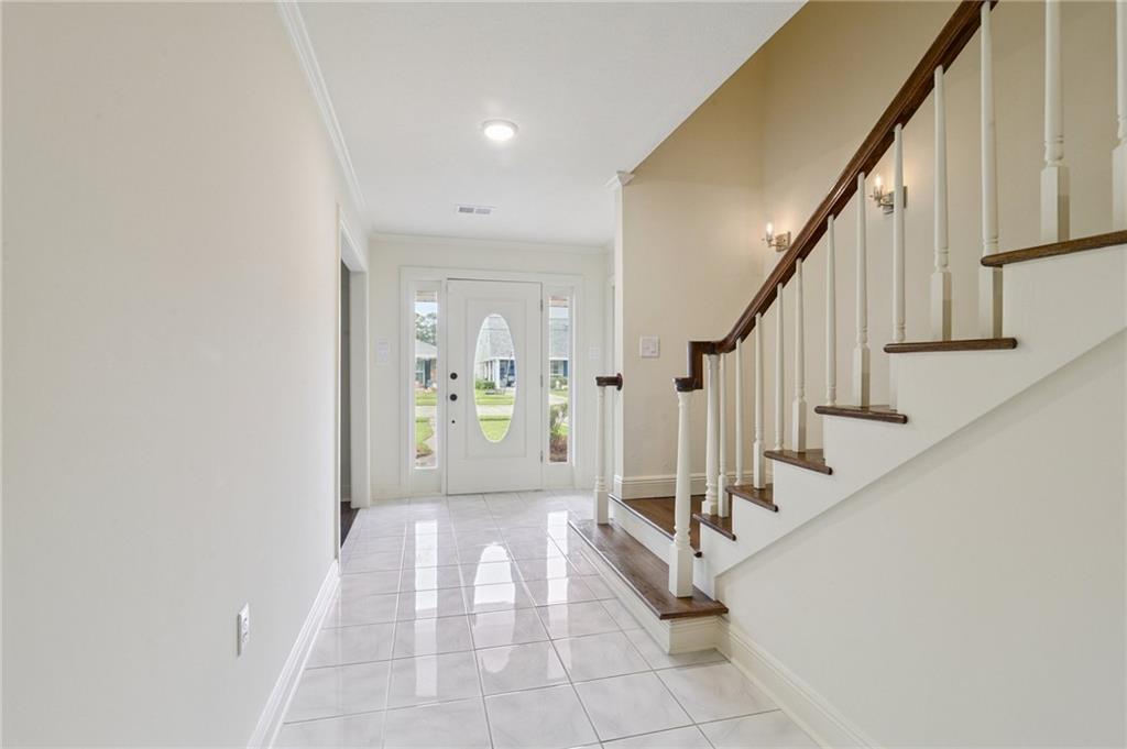 10128 Stacy Court River Ridge, LA 70123 - Photo 7 of 32