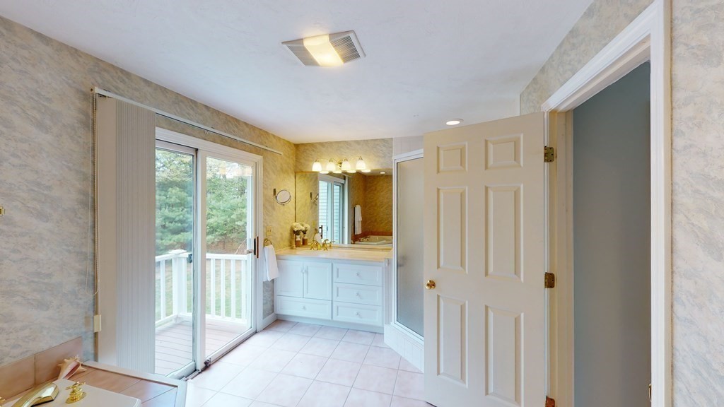 90 Cranberry Circle Sudbury, MA 01776 - Photo 21 of 37