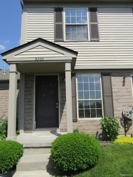 3200 High Pointe Ridge Road Lake Orion, MI 48359 - Photo 1 of 20 Gallery Image 1