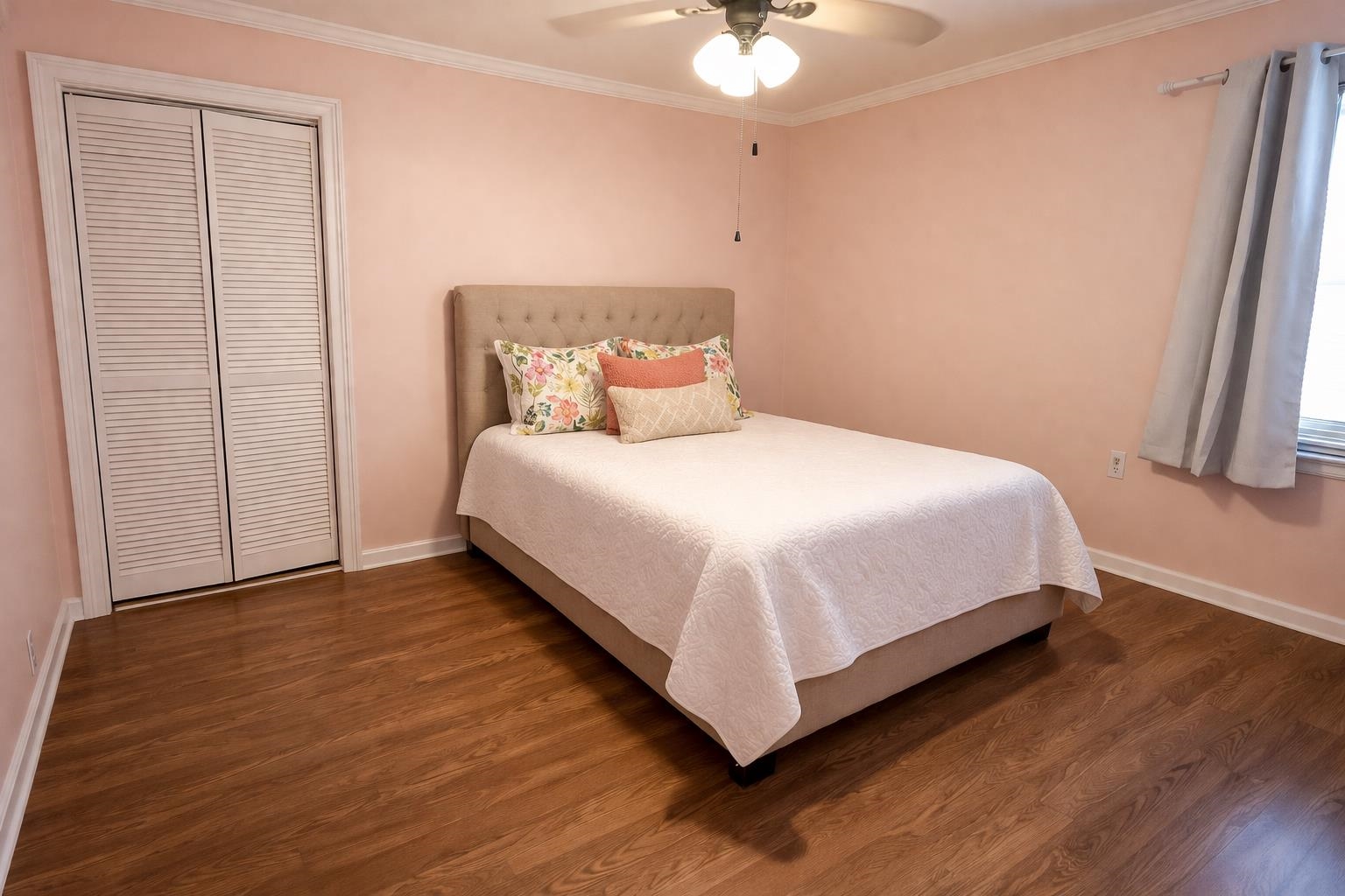 7840 Munford Giltedge Road Burlison, TN 38015 - Photo 23 of 38 a large bed sitting in a bedroom next to a window
