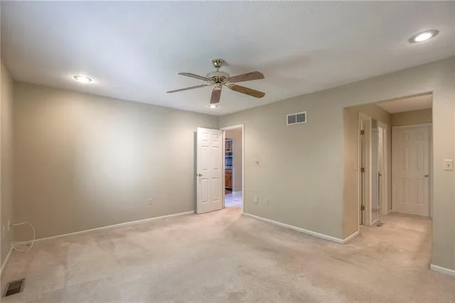 $299,900 | 8711 Crysler Avenue, Kansas City, MO 64138