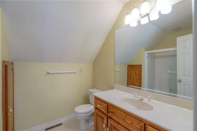 $299,900 | 8711 Crysler Avenue, Kansas City, MO 64138