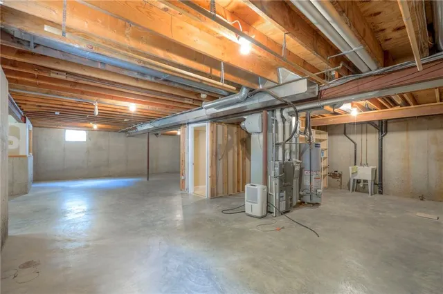 $299,900 | 8711 Crysler Avenue, Kansas City, MO 64138