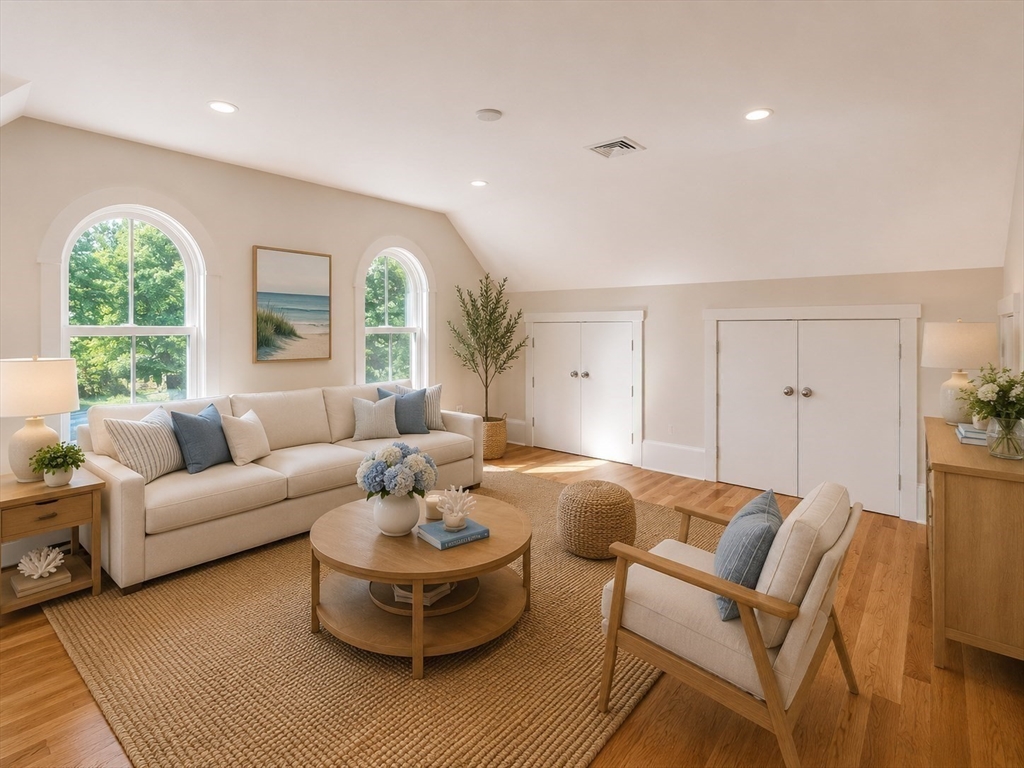 2 School Street, Unit R1 Manchester, MA 01944 - Photo 2 of 10