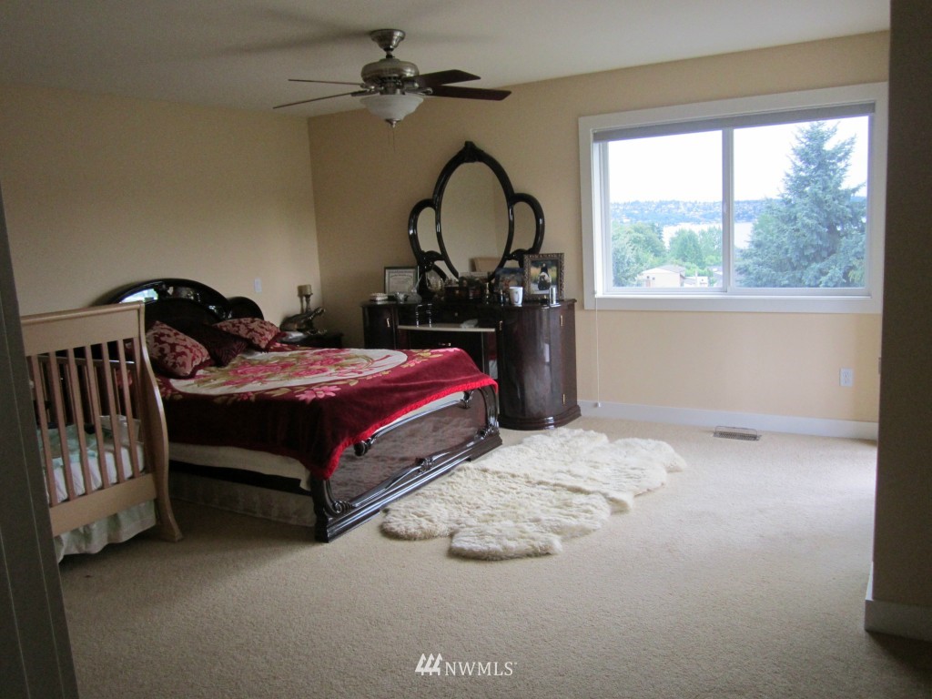 1222 North 31st Street Renton, WA 98056 - Photo 12 of 15 Gallery Image 12