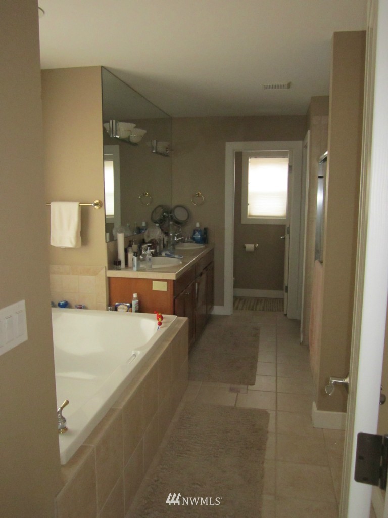 1222 North 31st Street Renton, WA 98056 - Photo 9 of 15 Gallery Image 9