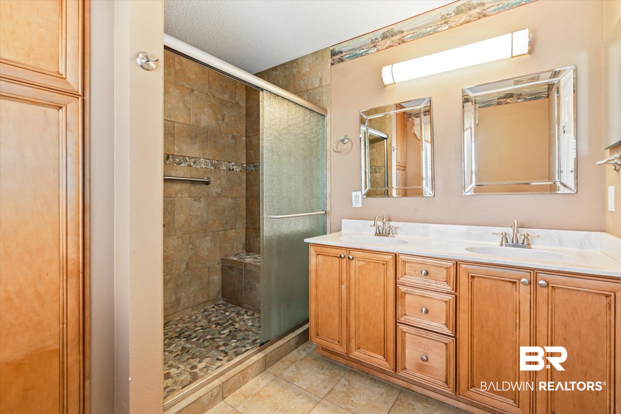 1924 South Bay Street Foley, AL 36535 - Photo 16 of 42 Primary Bathroom