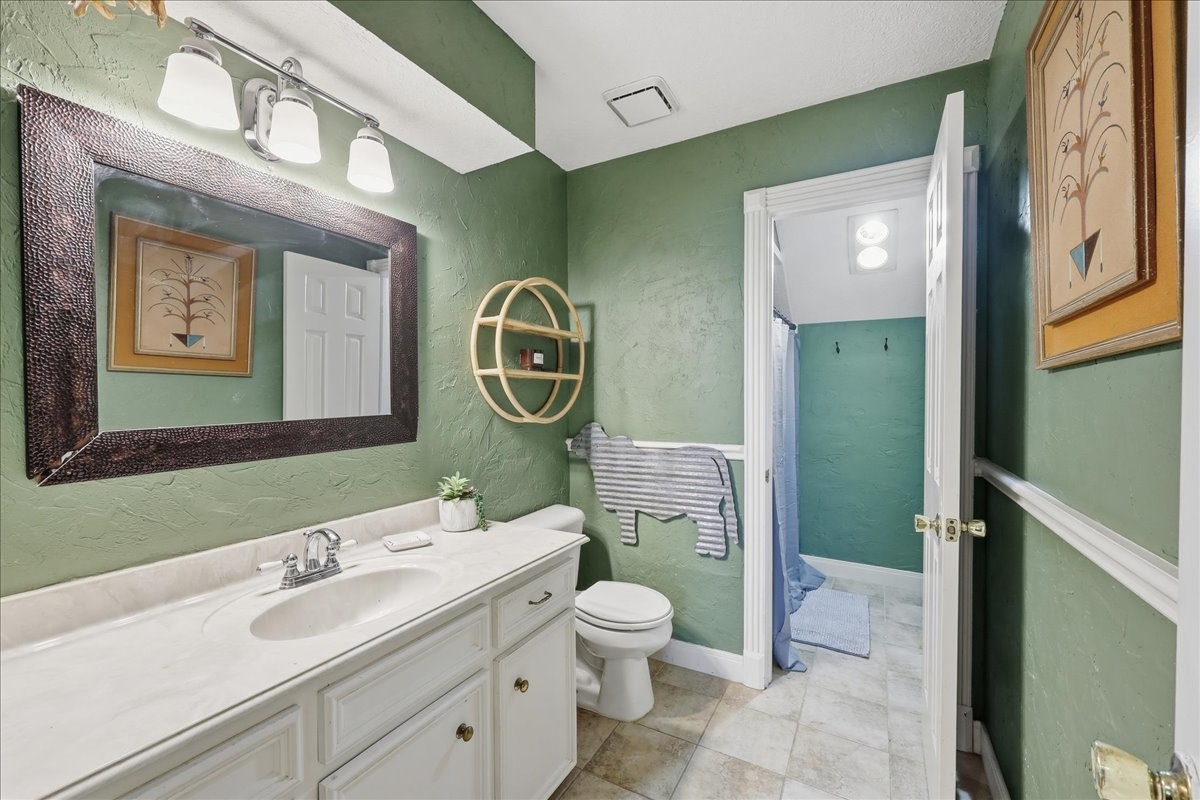 6411 North Farm To Market 565 Road Baytown, TX 77523 - Photo 29 of 40