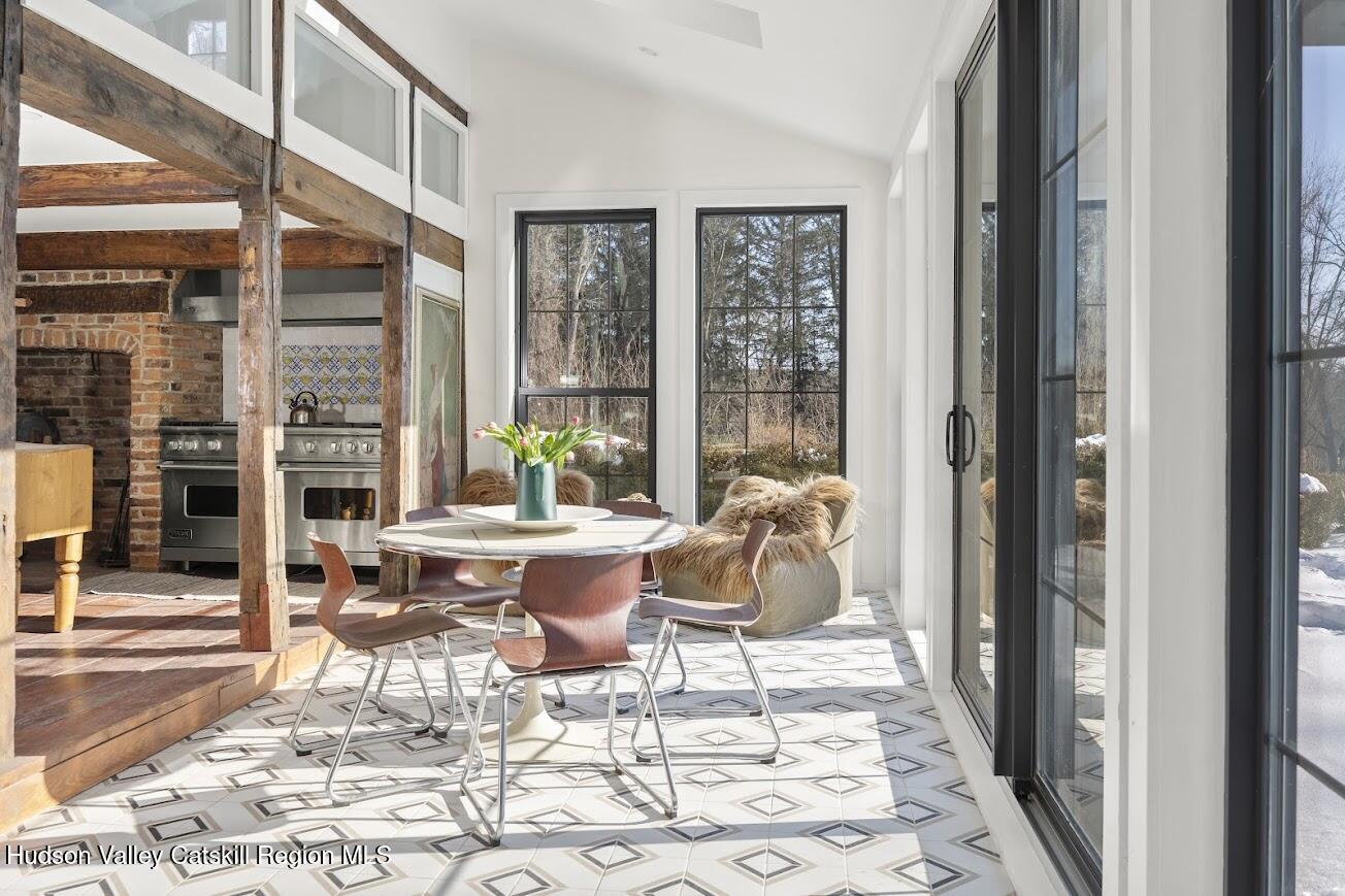 33 Broad Street Kinderhook, NY 12106 - Photo 14 of 83 13a - very sunny dining off of kitchen