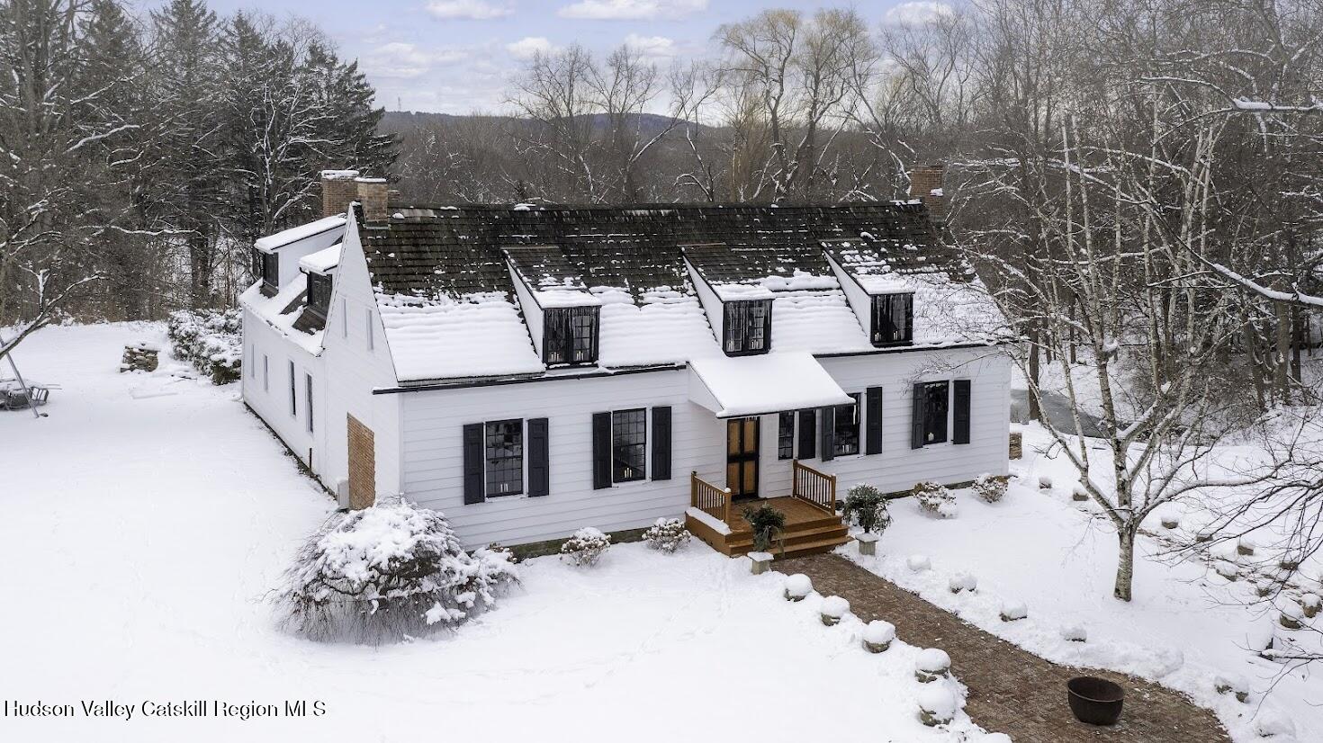 33 Broad Street Kinderhook, NY 12106 - Photo 76 of 83 73 - Drone shot from front