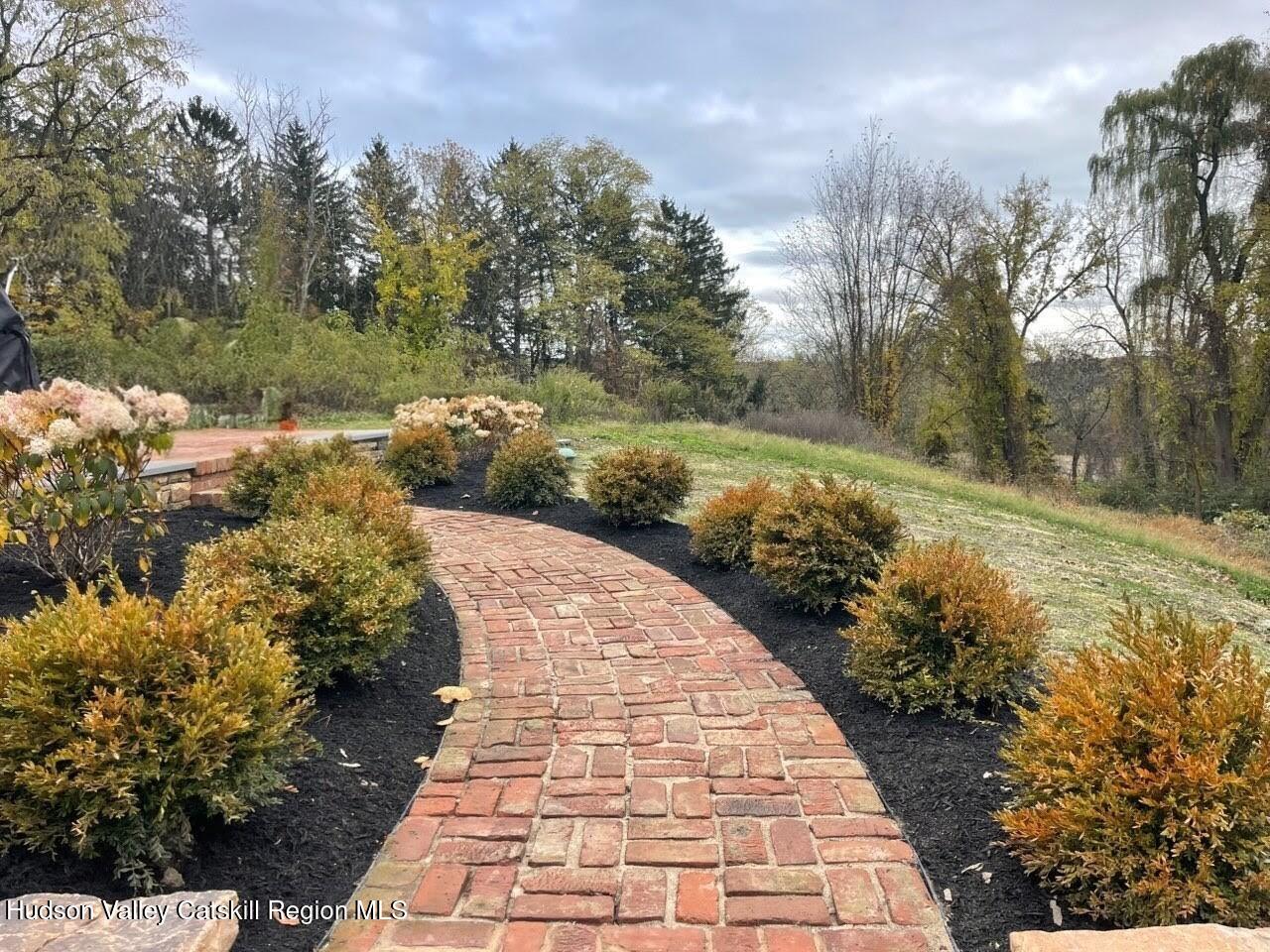 33 Broad Street Kinderhook, NY 12106 - Photo 78 of 83 76 Walkway to Terrace - summer