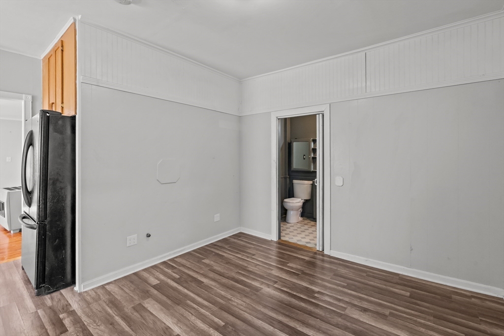 128 Cambridge Street Fall River, MA 02721 - Photo 16 of 42