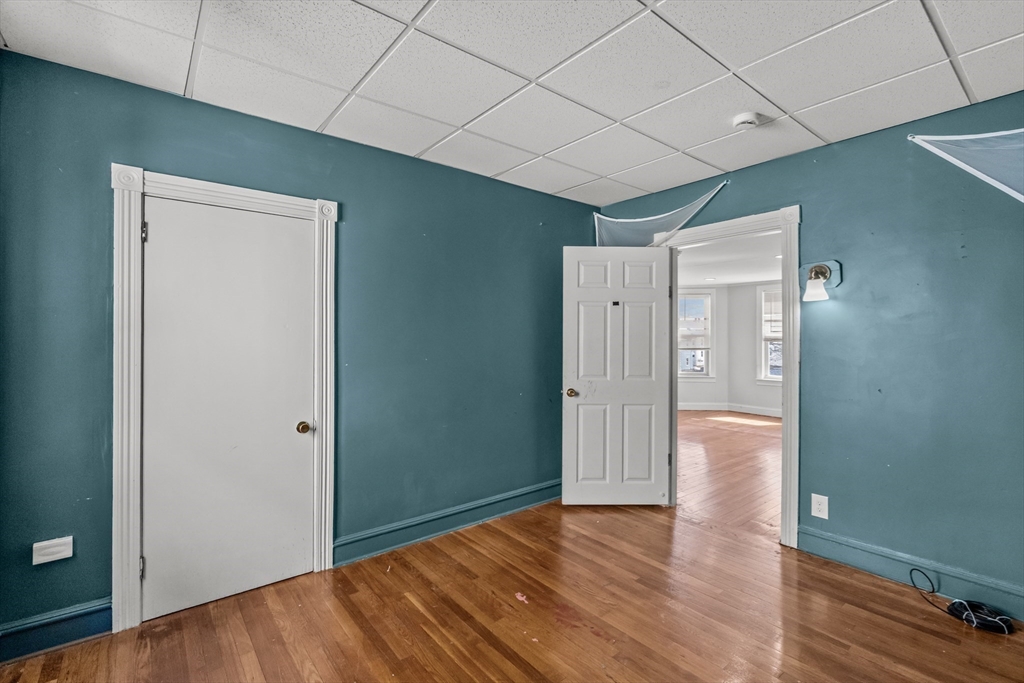 128 Cambridge Street Fall River, MA 02721 - Photo 25 of 42
