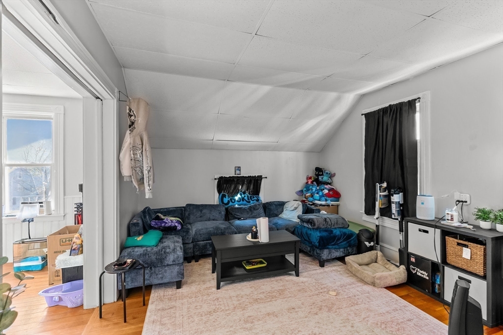 128 Cambridge Street Fall River, MA 02721 - Photo 31 of 42