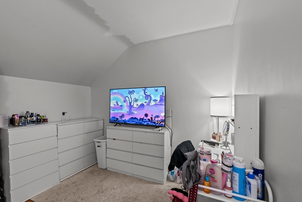 128 Cambridge Street Fall River, MA 02721 - Photo 34 of 42