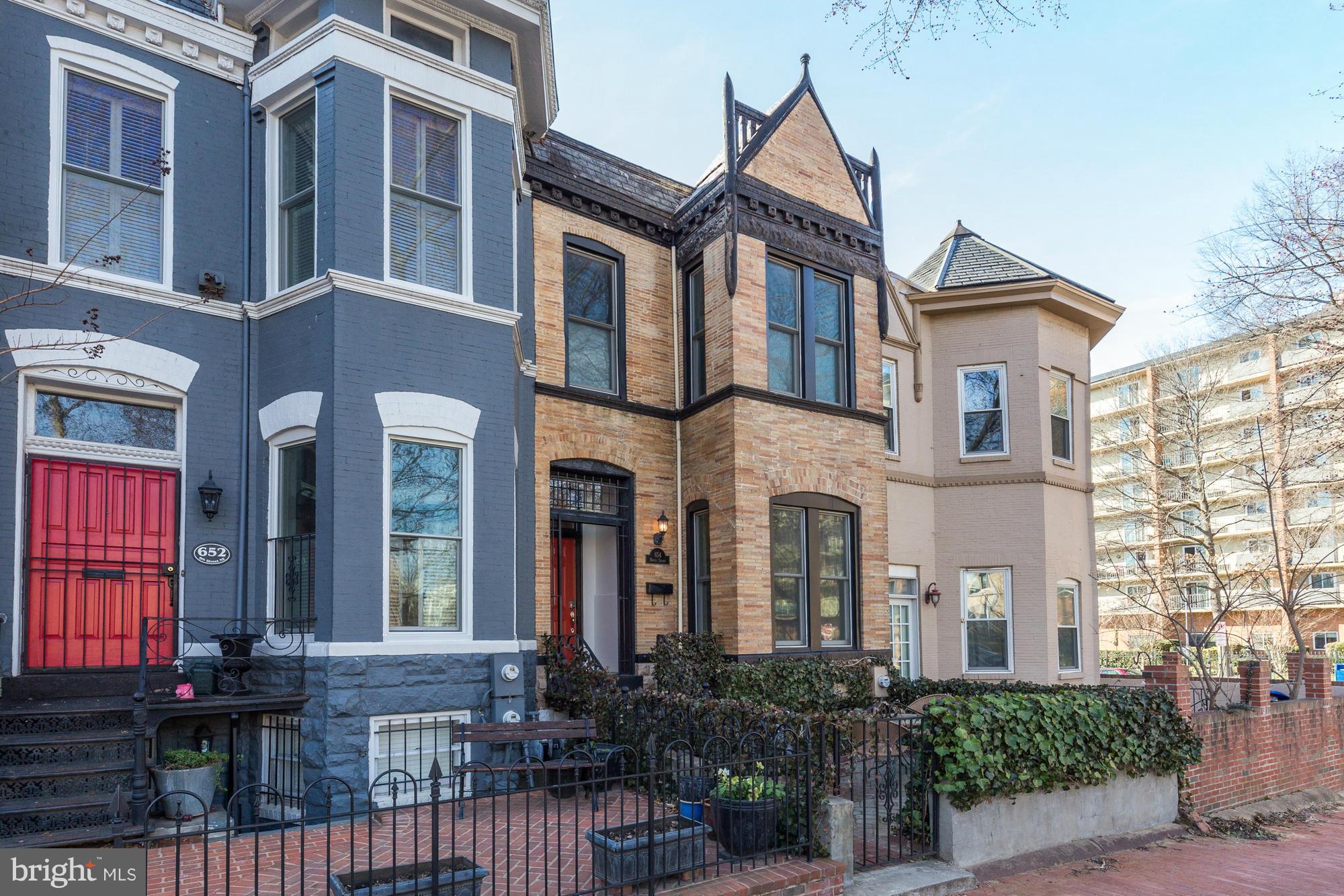 654 9th Street Northeast Washington, DC 20002 - Photo 3 of 26 Exterior (Front)