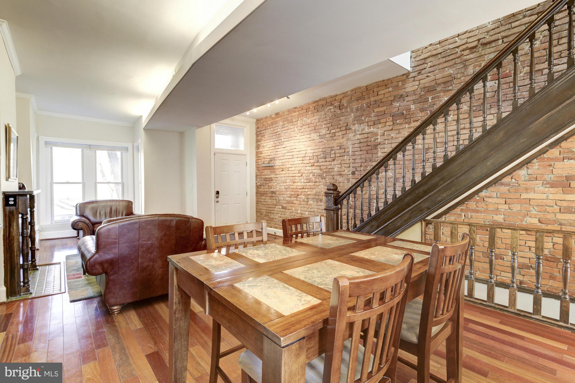654 9th Street Northeast Washington, DC 20002 - Photo 9 of 26 Living Room