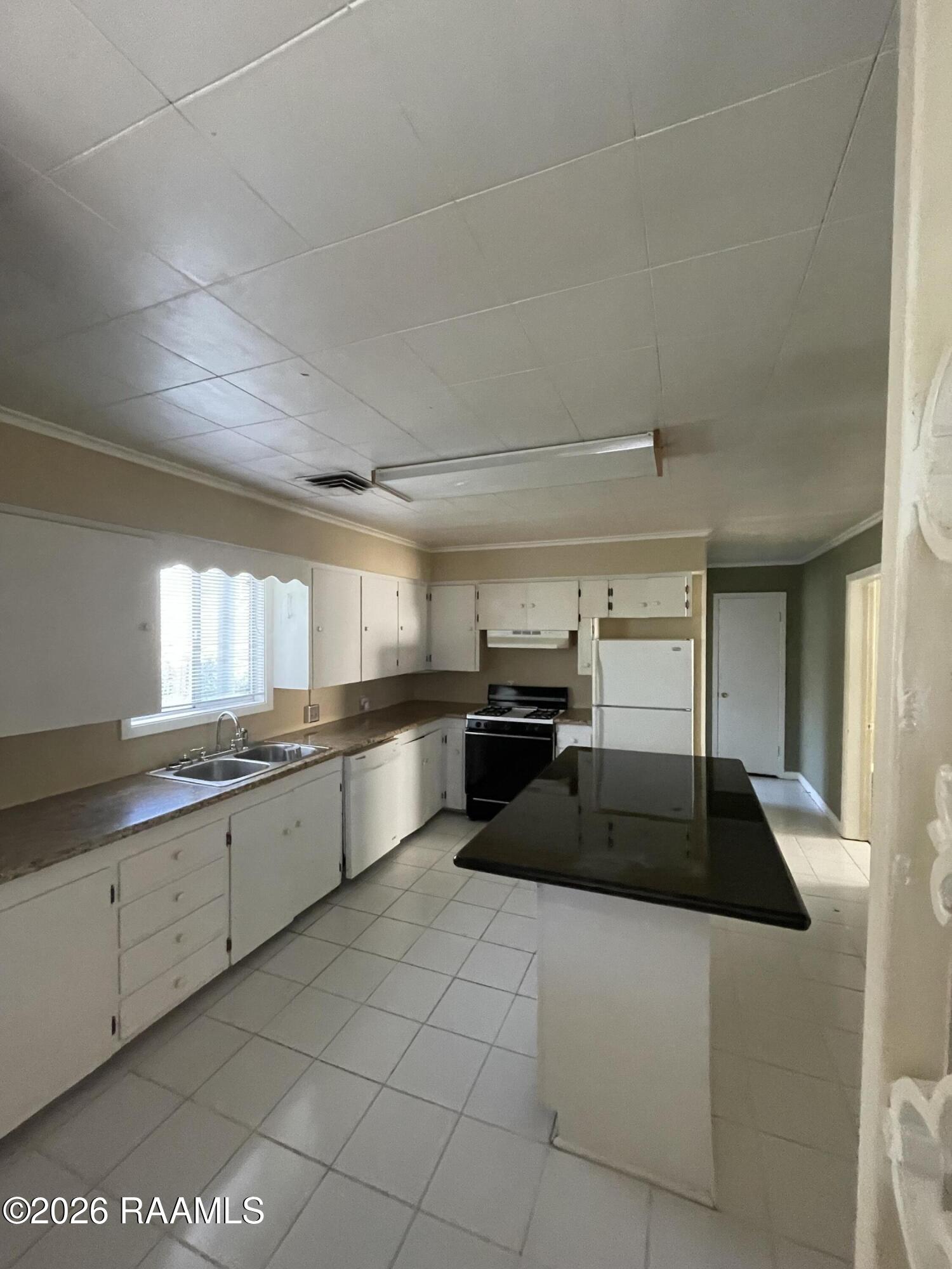 108 Ray Lafayette, LA 70506 - Photo 4 of 8