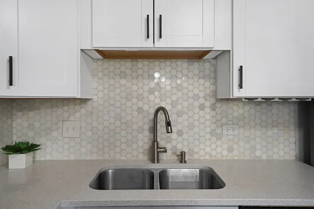 a close view of sink and tap