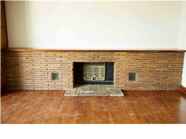 2205 Mae Dell Road Chattanooga, TN 37421 - Photo 10 of 25 Living Room
