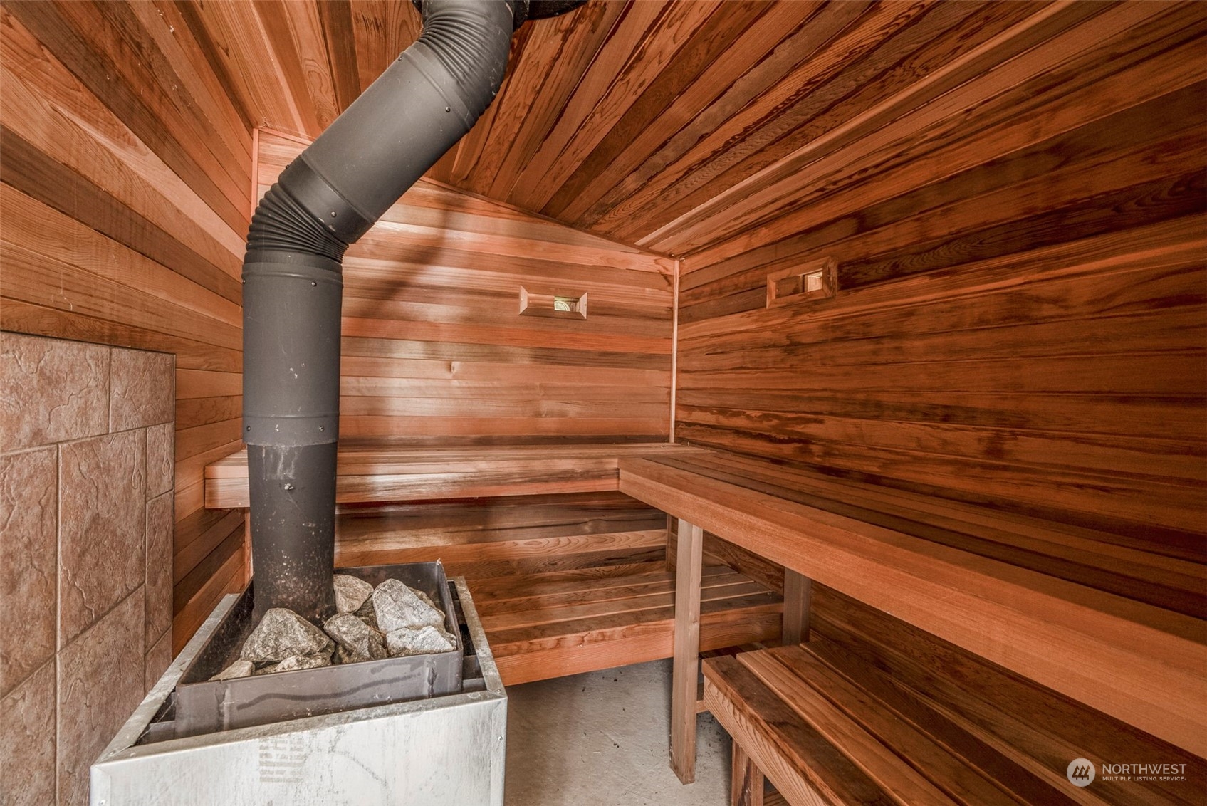 397 Deep Creek Road Chehalis, WA 98532 - Photo 19 of 34 a view of a room with rack on the wall