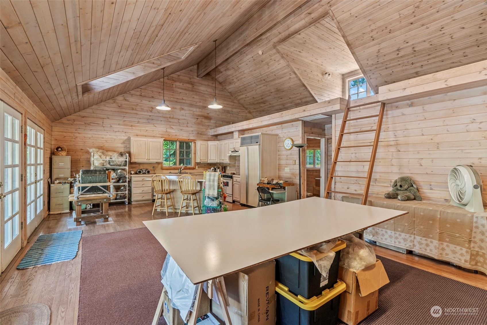 397 Deep Creek Road Chehalis, WA 98532 - Photo 25 of 34 a view of a dining room with furniture