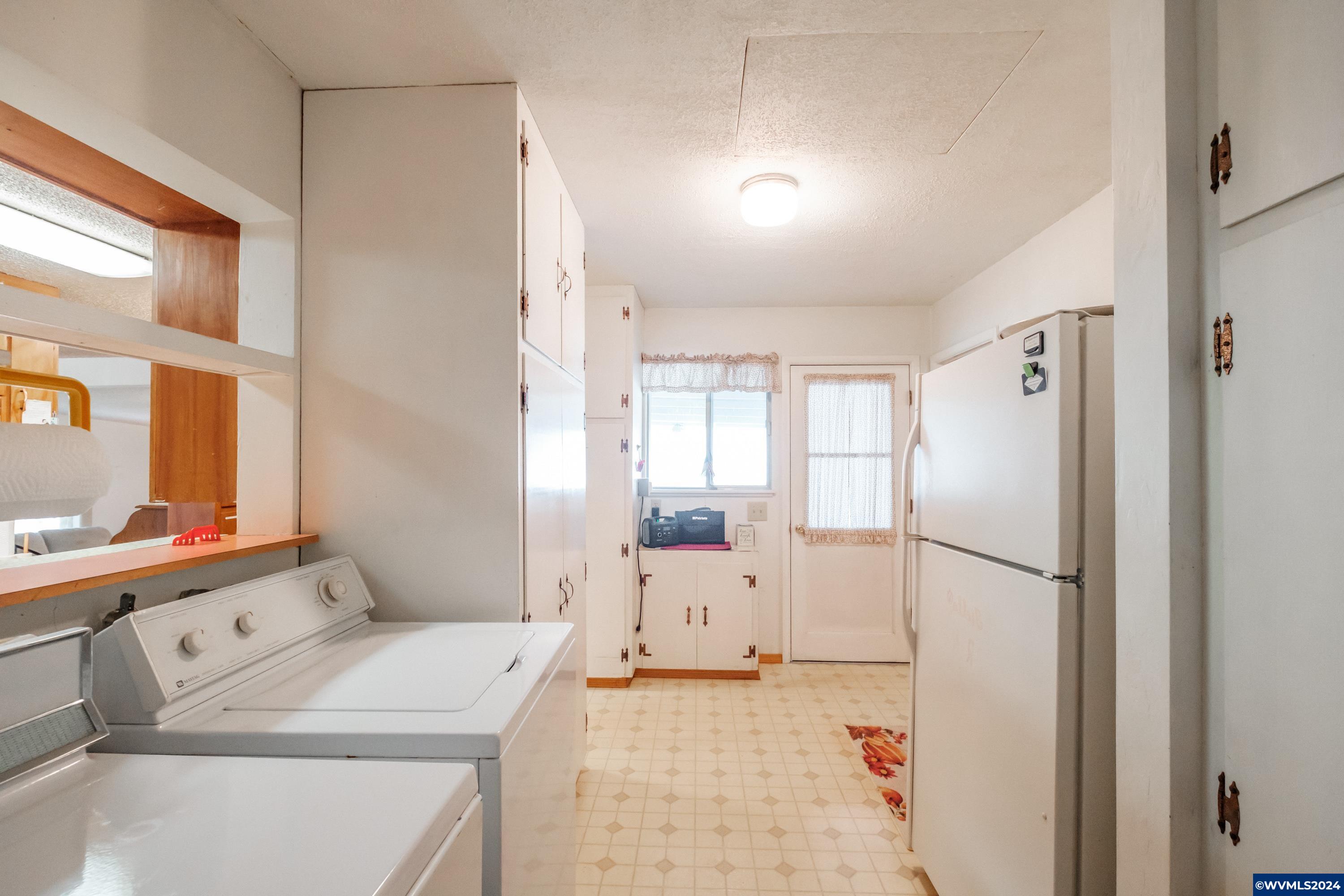 28436 Liberty Road Sweet Home, OR 97386 - Photo 31 of 42 Gallery Image 31