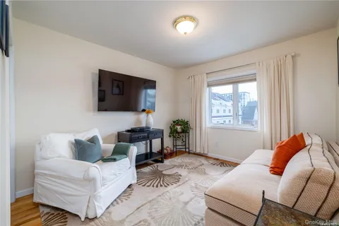 $895,000 | 159 Monroe Boulevard, Unit UPPR, Long Beach, NY 11561