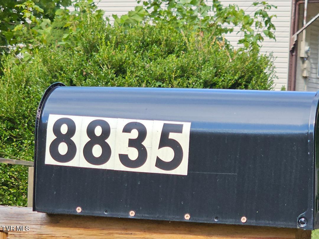 8835 Maple Road Pound, VA 24279 - Photo 2 of 10 1-1