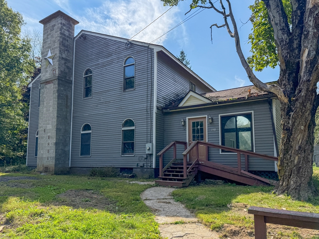 198 Union Road Wales, MA 01081 - Photo 10 of 42