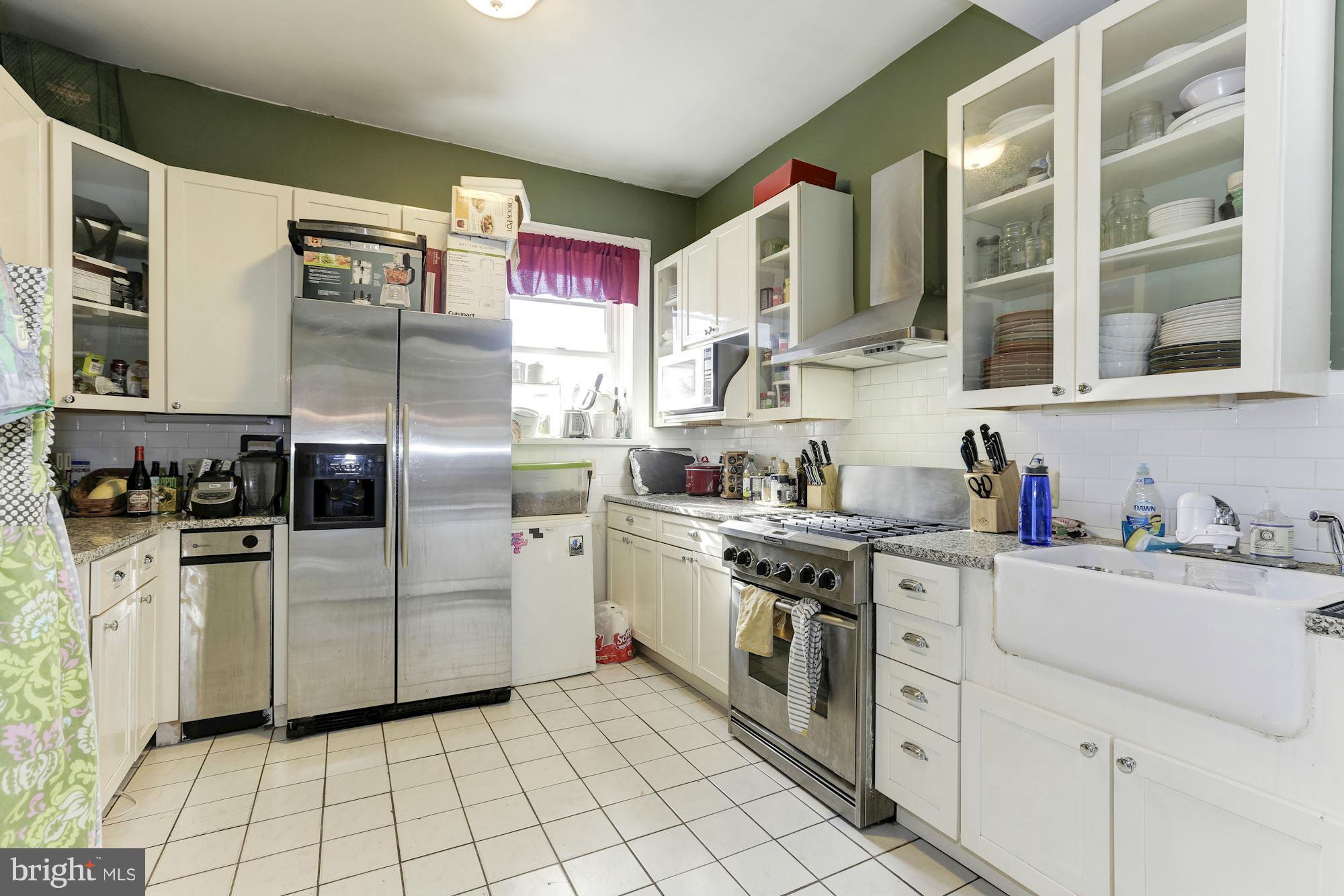30 R Street Northwest Washington, DC 20001 - Photo 11 of 26 Kitchen