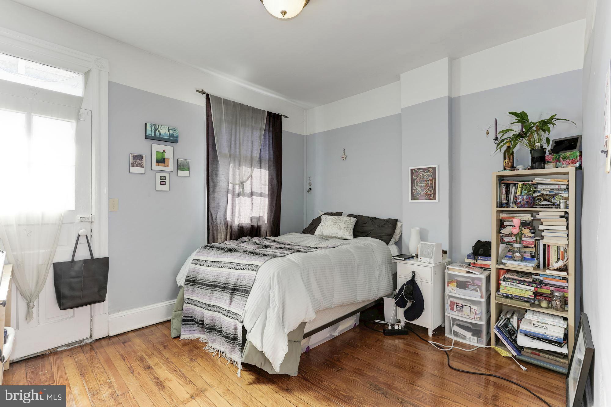 30 R Street Northwest Washington, DC 20001 - Photo 14 of 26 Bedroom
