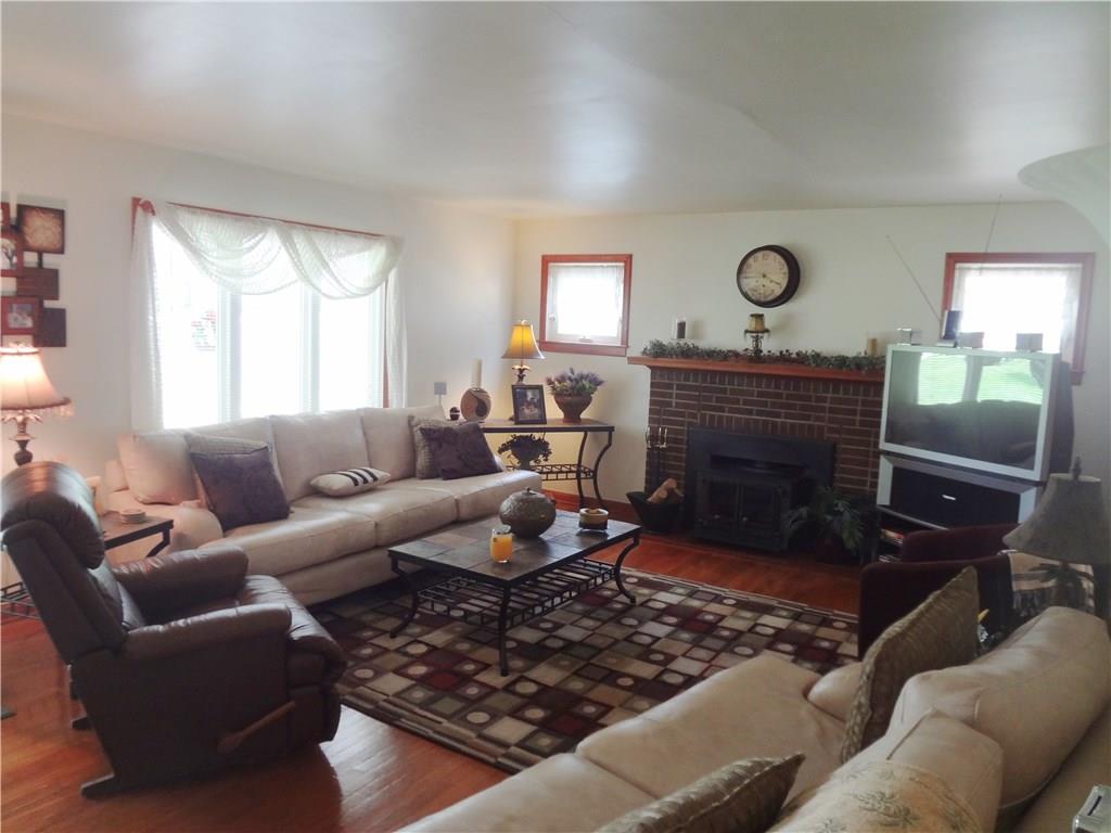20 Shenango Road New Castle, PA 16105 - Photo 5 of 24 Gallery Image 5