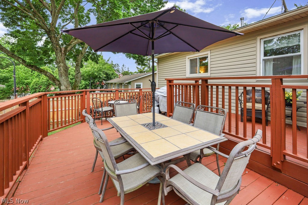 3909 Vira Road Stow, OH 44224 - Photo 39 of 49 Back Deck