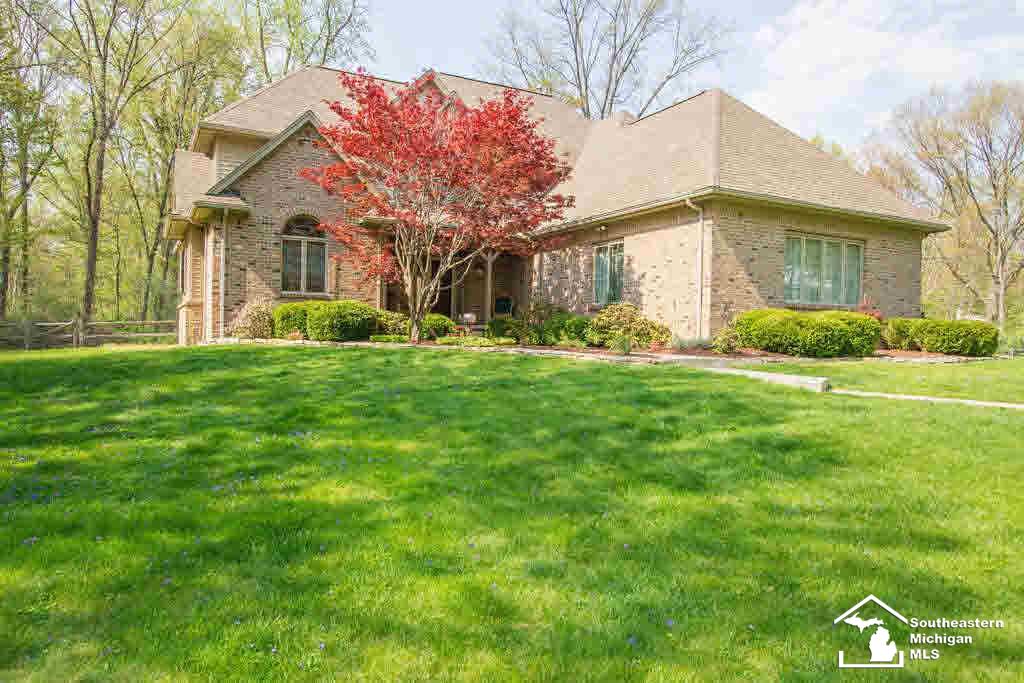3000 West Sterns Road Lambertville, MI 48144 - Photo 1 of 25 20437805.JPG