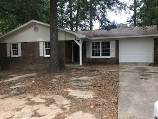 $995 | 109 Cougar Drive, Dothan, AL 36301